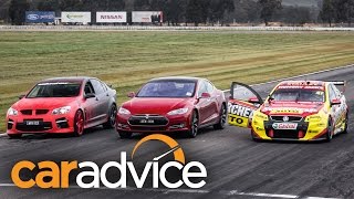 Tesla Model S против Holden V8 Supercar против Walkinshaw HSV GTS Drag Race