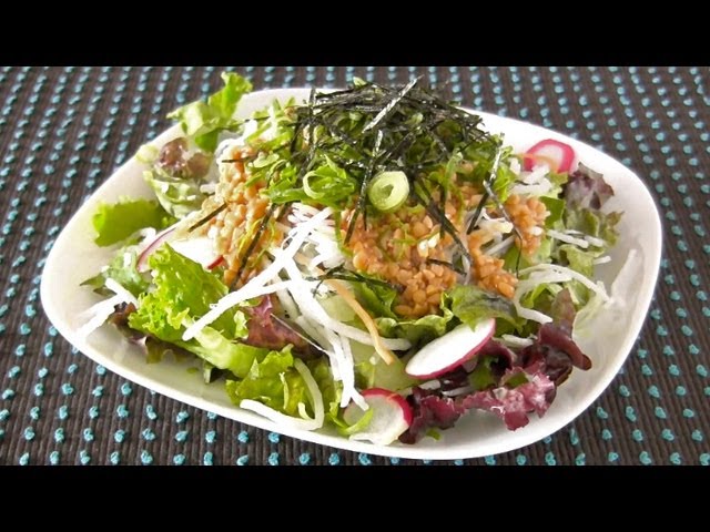 Natto Dressing Salad (How to Eat Natto) Recipe 青じそ納豆サラダ (レシピ) | ochikeron