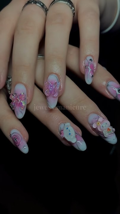 она подсела на крейзи дизайны🤓#дизайнногтей #маникюр #nails #ногти # ...