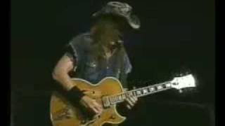 Video thumbnail of "Ted Nugent -Stranglehold"