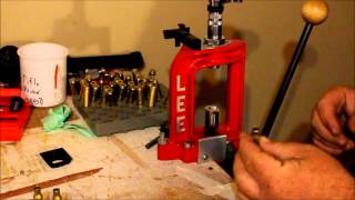 Lee Deluxe Quick Trim Case Trimmer