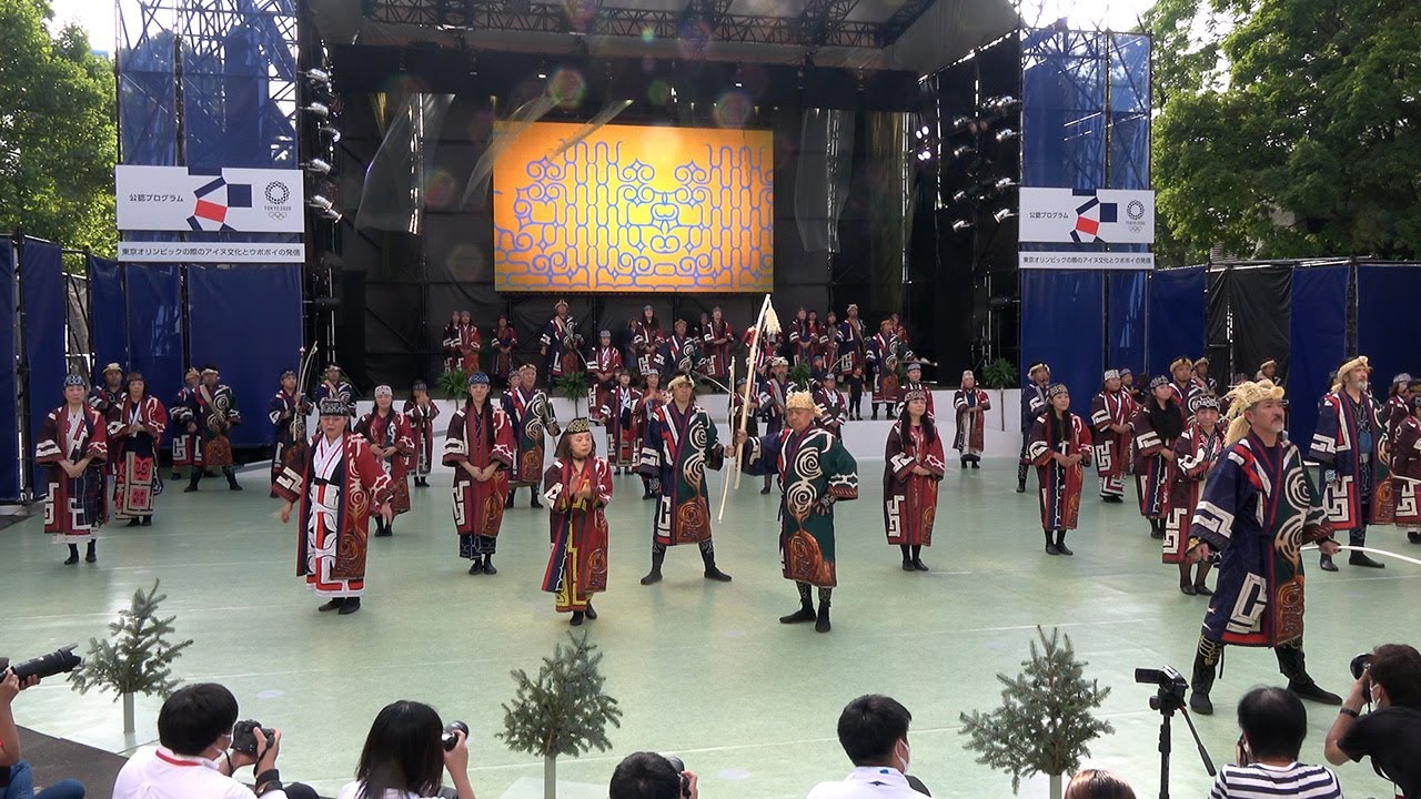 開会式では披露できず落胆 競歩会場でアイヌ民族ら舞う 東京オリンピック 陸上 朝日新聞デジタル