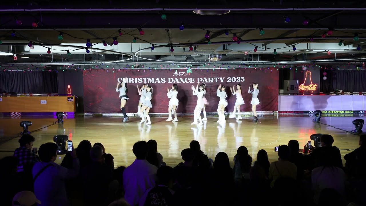 2025 Artz Christmas Dance Party - Selina Kpop Team