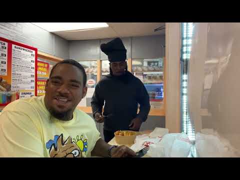 Trying Yummi Express in Beverly