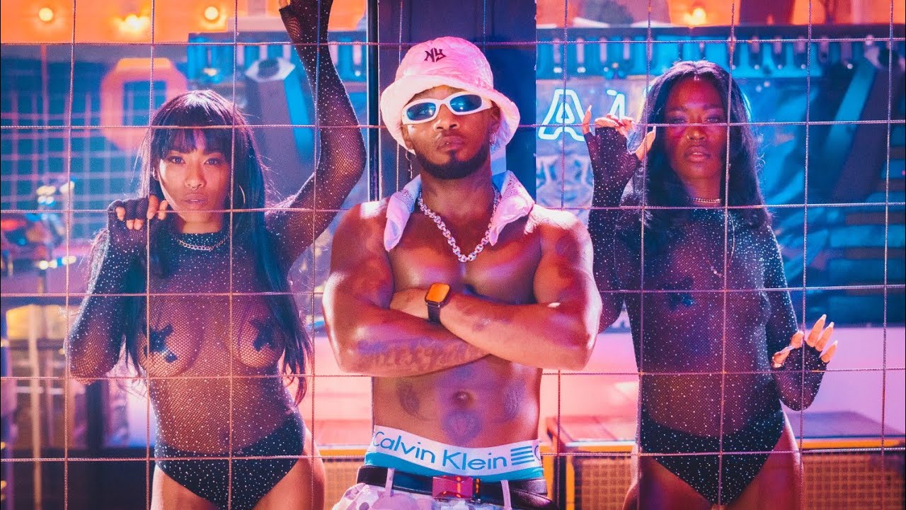 Watch Alex Purry - ven ven x queen's tafari x deemaster (Video oficial) on YouTube Watch Alex Purry - ven ven x queen's tafari x deemaster (Video oficial) on YouTube