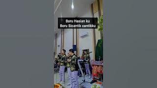 Asli suaranya pecah - mallasak -  Boru nabasa, boru hasian sicantik cantik #romoratrio #bataksong