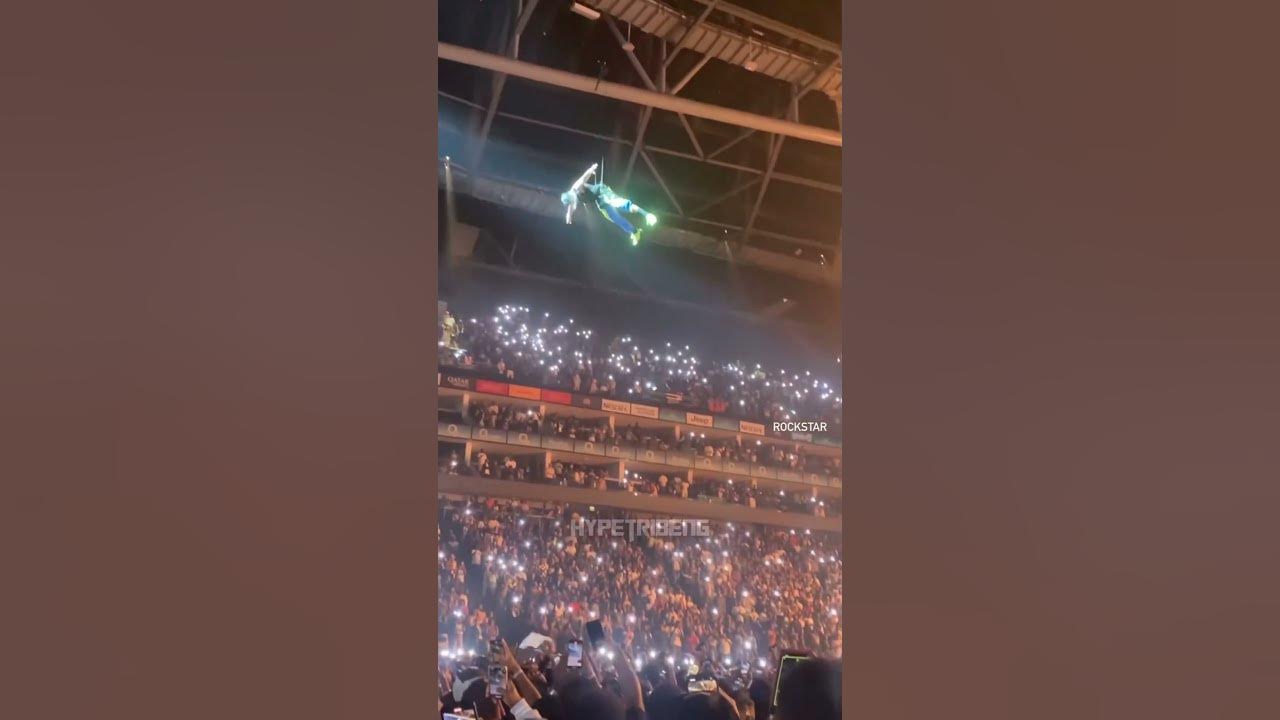 ASAKE FLOATING ON THE AIR PERFORMING ACTIVE FT TRAVIS SCOTT. #asake #travisscott #lunguboy #Fyp
