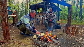 Бывает И Такое! Рыбаки Утопили Лодку! Живём Третьи Сутки В Таёжной Избе. Окунёвый Клёв Радует! Тайга