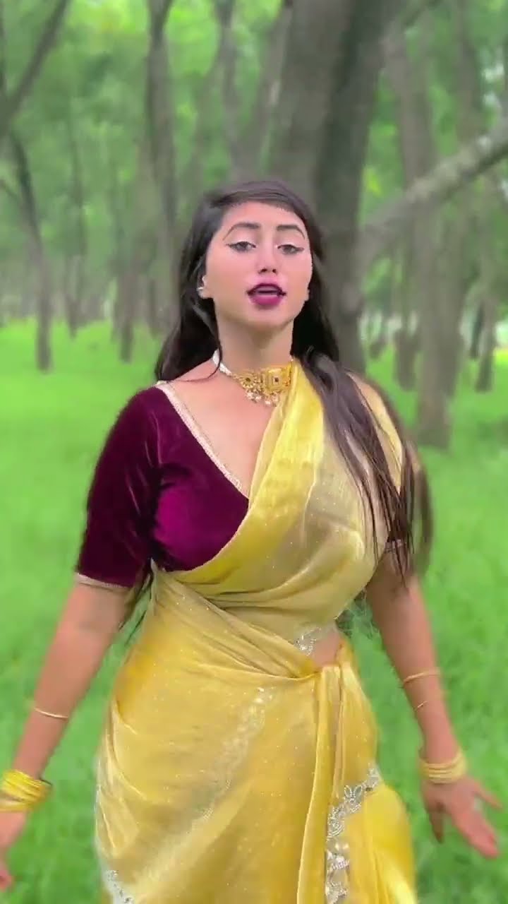 Sadiya Pa Dalab Nazariya Ta Sadiya Fir Se Pahire Ke Pad Jai #bhojpuri #aadishaktifilms #dance