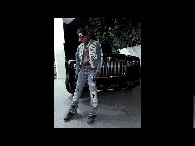 Смотреть «Offset x 21 Savage Type Beat - "unknown killer" (prod. Bulletproof Mike)» на YouTube Смотреть «Offset x 21 Savage Type Beat - "unknown killer" (prod. Bulletproof Mike)» на YouTube