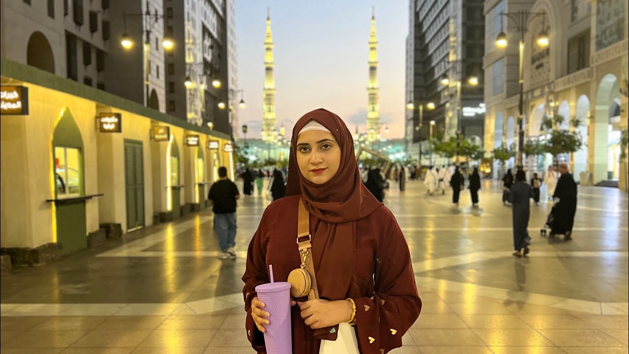 Food street Medina Review | Abu’s barsi in Masjid Nabwi | Quran shopping near Masjid Nabwi