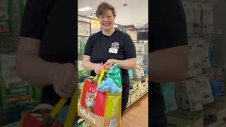 Fill a bag in 60 seconds! #MuttsAndCo #Columbus #Cbus #ColumbusPets #PetStore #5thsaturday