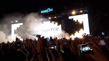 Showtek - Opening Scene @ ZoukOut 2014