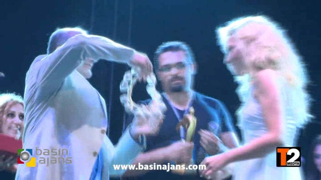 Kastamonu Taşköprü Festivali 2011 Hadise ye Taşköprüden Gelinlik
