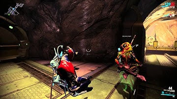 Warframe is a fun, bug-free, sci-fi experience.