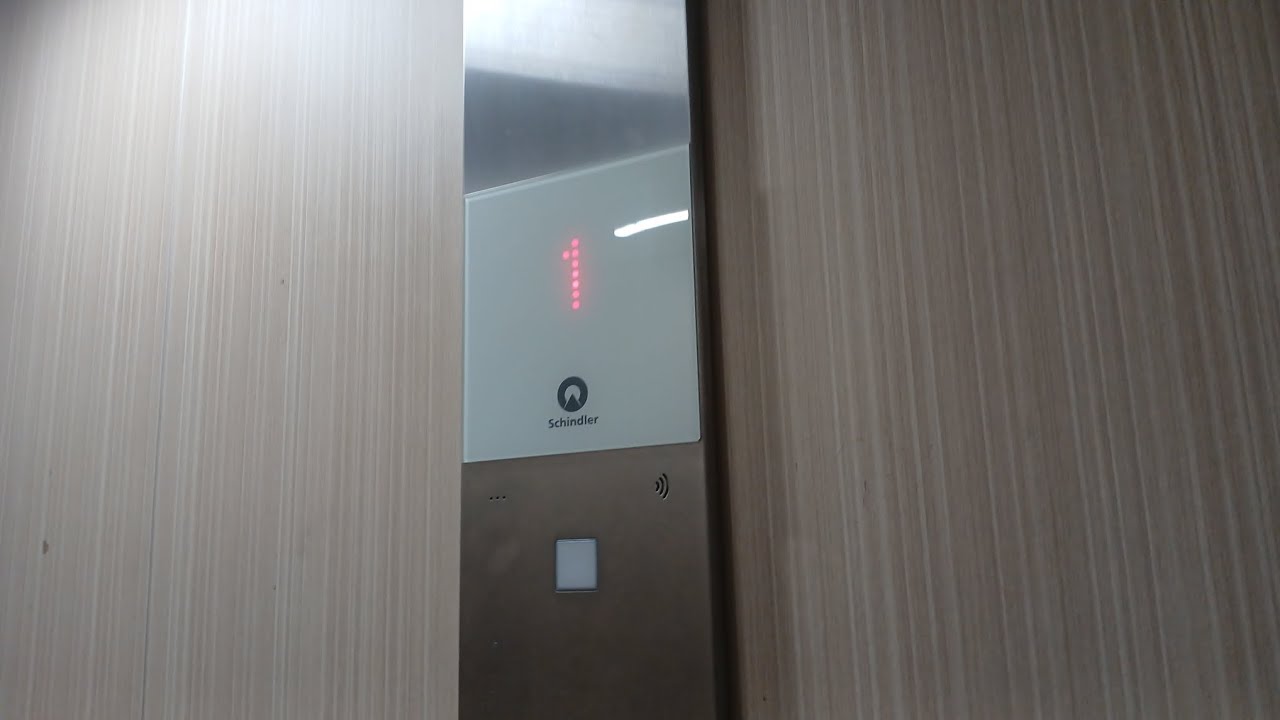 2 magnifique ascenseur shindler 3300 ( 📍Centre commercial centre bourse Marseille Fr )
