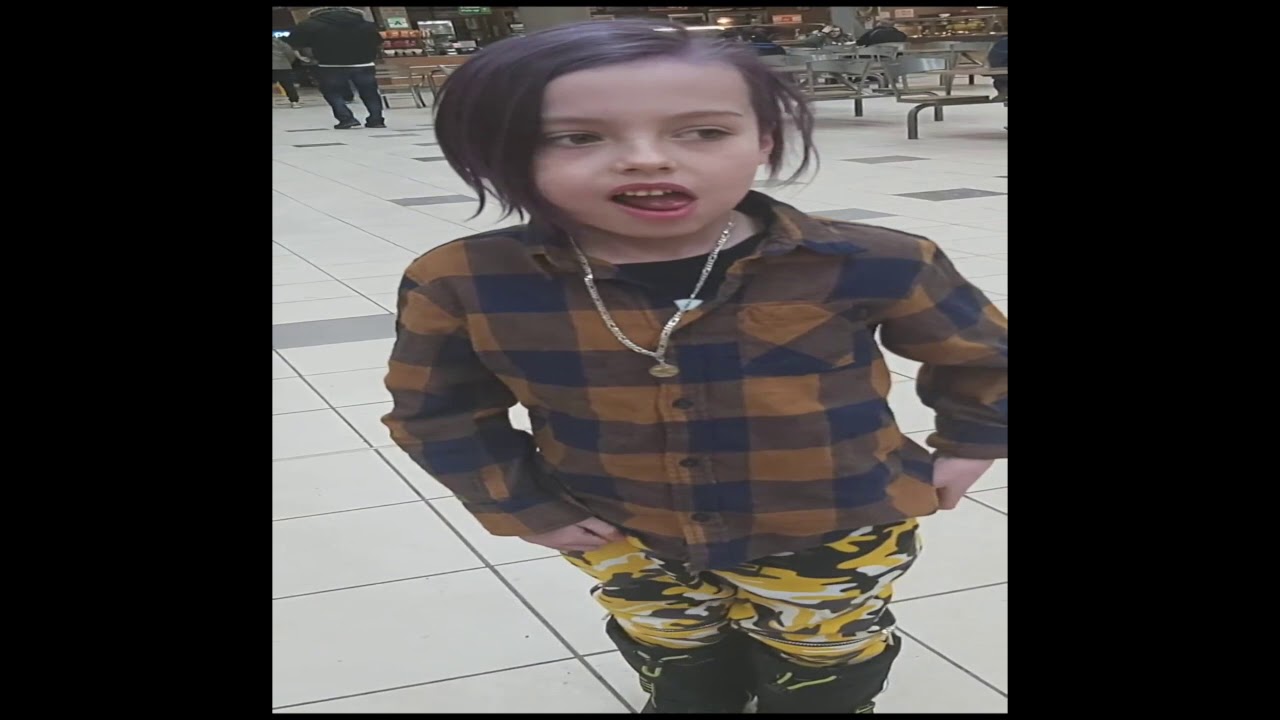 The Girl x Planb-strik9