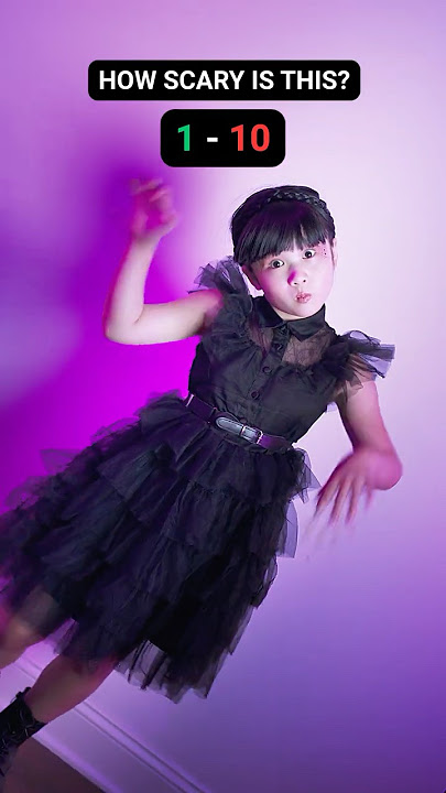 Download lagu Wednesday Does the 'Siren Head Funk' Trend #dance #fyp