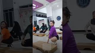 Stop Pee Leaks Fast With This 30-Second Kegel Trick