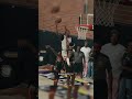 The body control on this alleyoop was wild 🤯