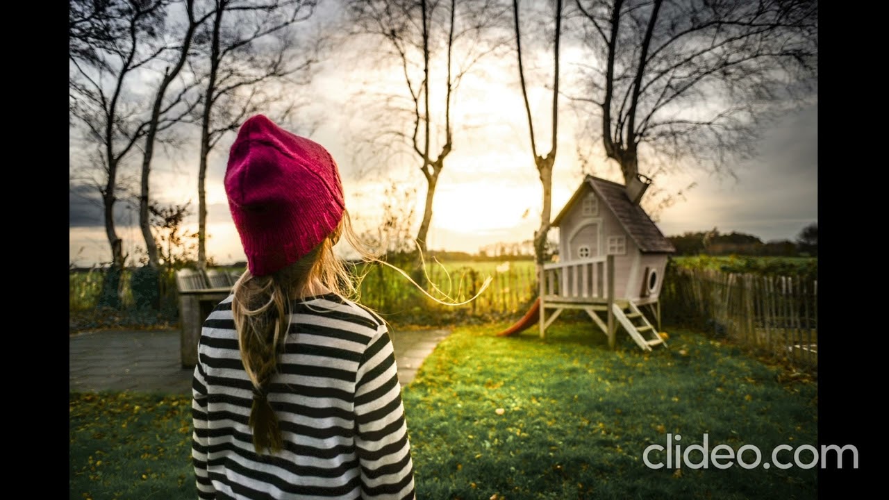 Hlopet vs Anna Criado - No one home