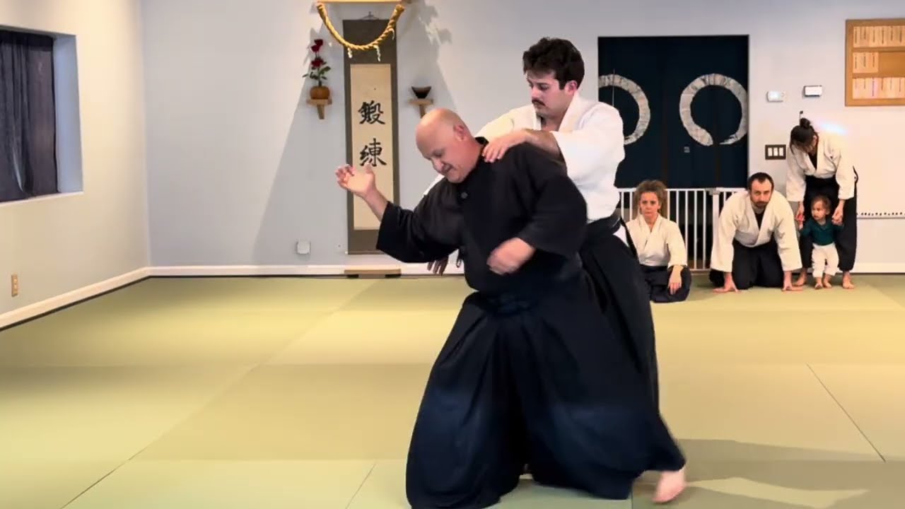 Что такое смещение позвоночника и что им не является