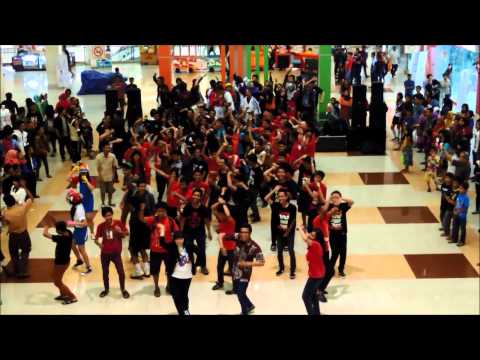 [FLASHMOB] Koisuru Fortune Cookie at Japan Sunda Festival 2013