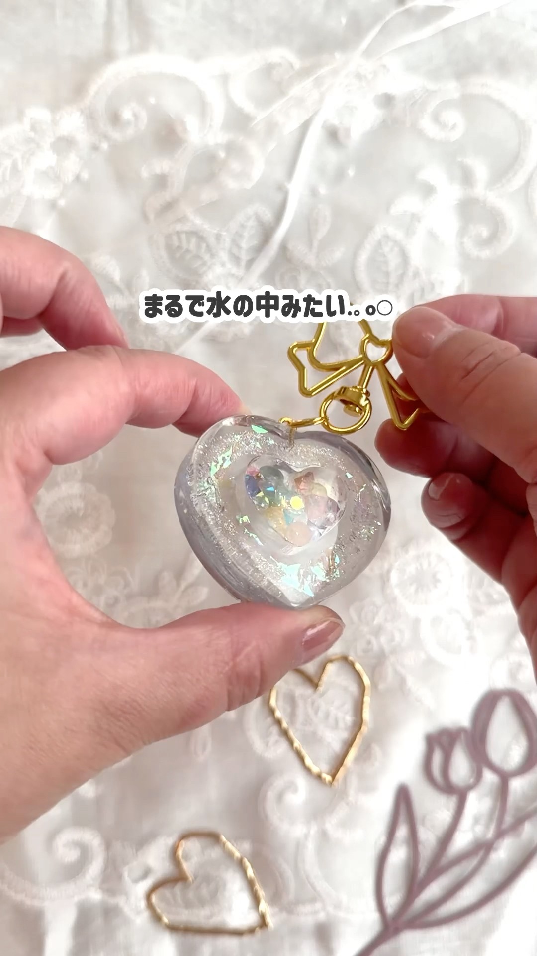 This resin liquid is amazing! It's as transparent as glass