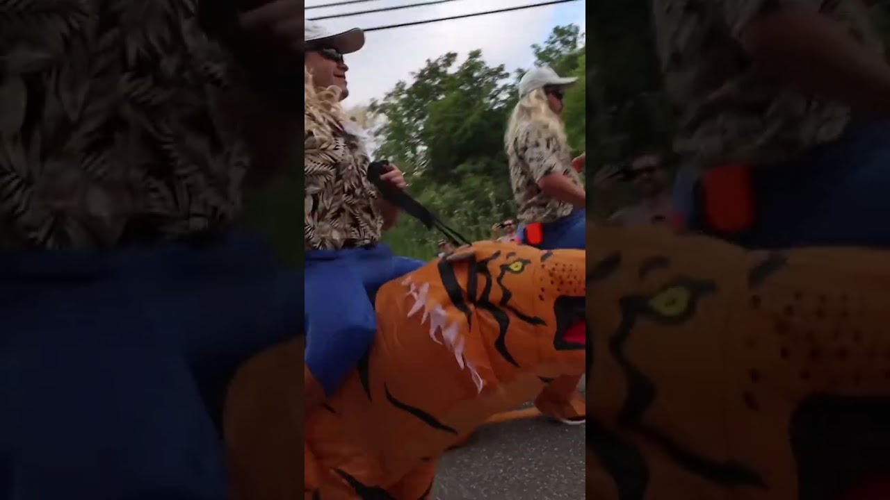 Largest twins festival in the world !😂💀 