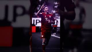 JJ Robert Lewandowski 9