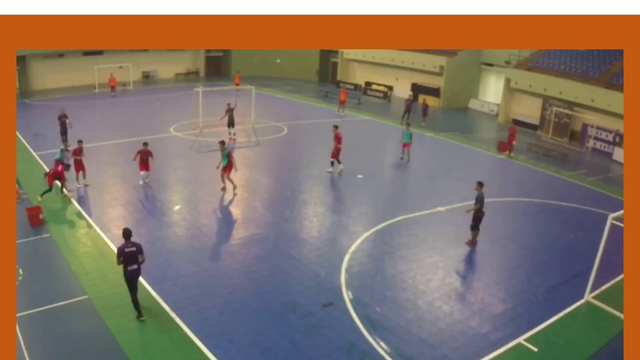 QUICKLY TAKEN SET PIECES IN REAL GAME PLAY SITUATIONS. [ FUTSAL ]