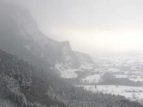 Karren Luftseilbahn (Cable Car) in Winter