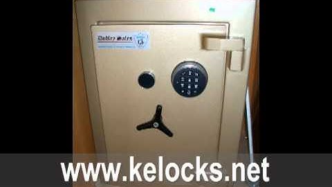 Dudley safe cracking