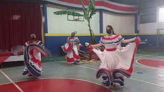 El Punto Guanacasteco bailado por estudiantes del MAVISA