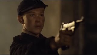 Hitler Youth shoots Russian Soldier - Downfall EXTENDED SCENE Resimi