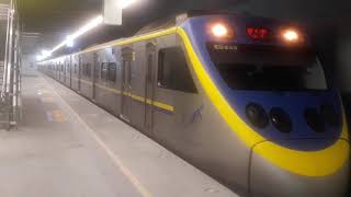 3157次區間車高雄站開車