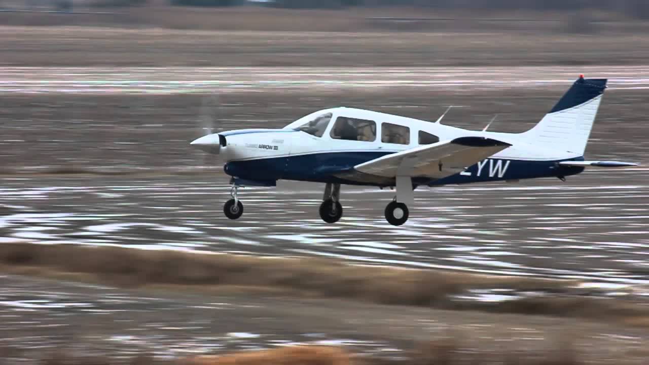 [HD] Piper PA-28R-201T Arrow III Takeoff CSU3