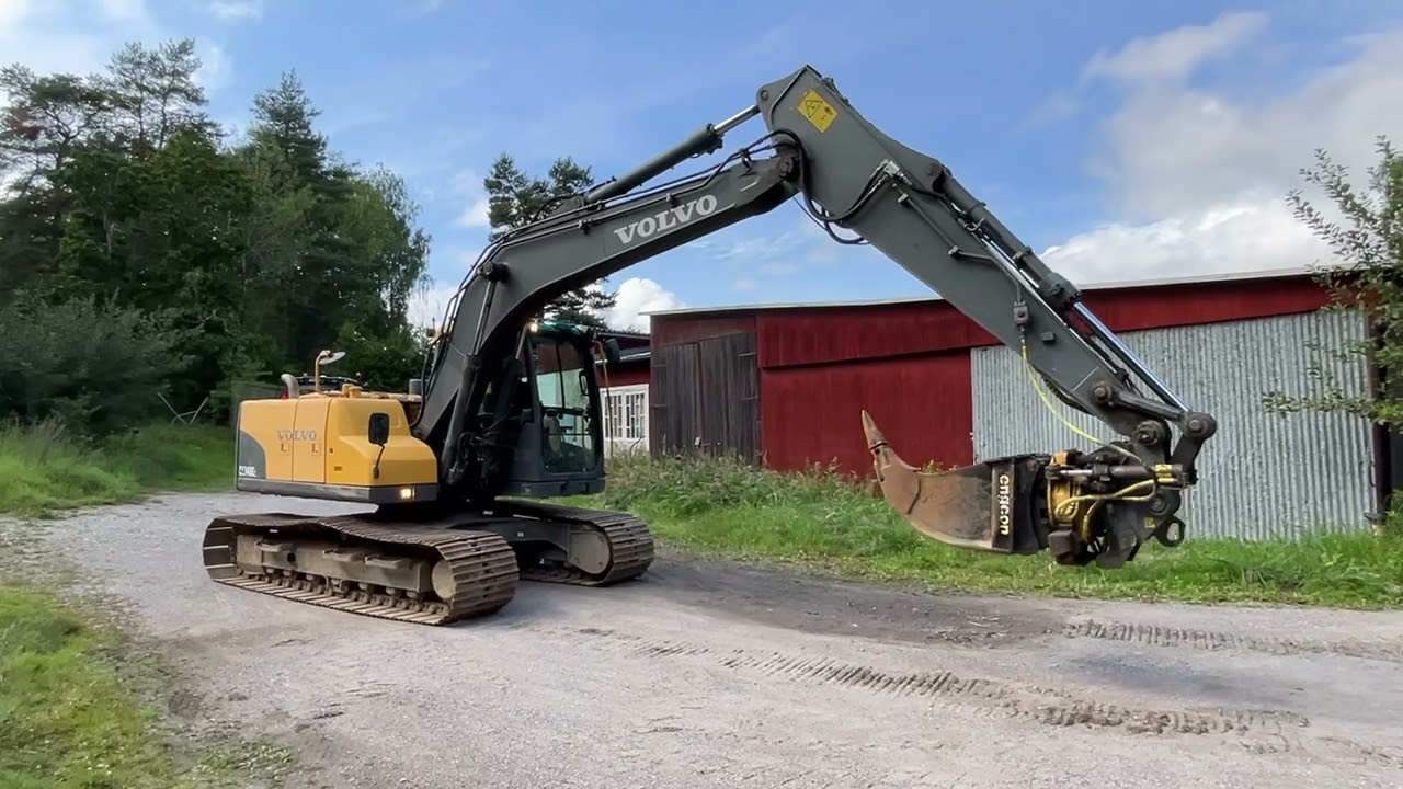 Köp Grävmaskin Volvo EC140 CL på Klaravik