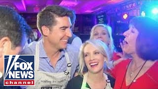 Dana Perino and Jesse Watters wait tables for charity
