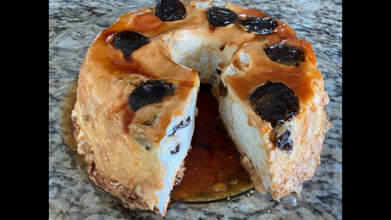 BAVAROIS CON GUINDONES