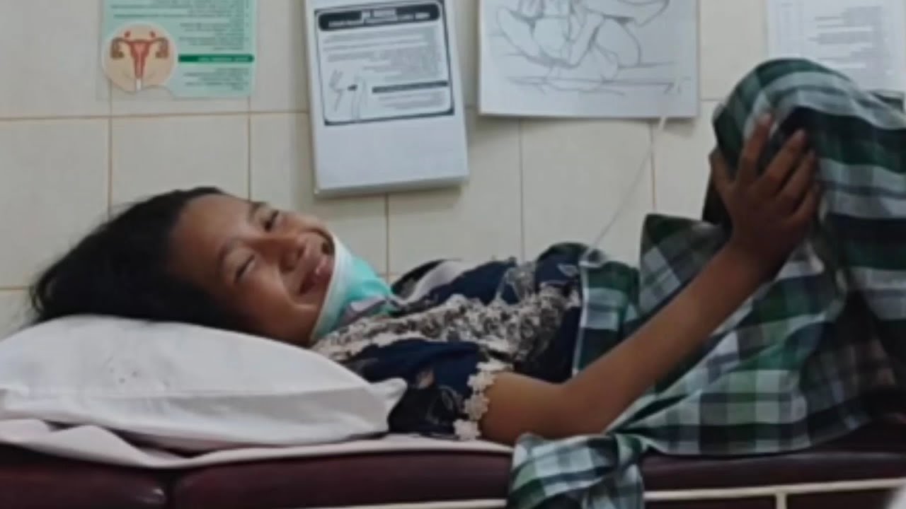 Menjahit Robekan Perineum derajat 3 Persalinan Normal || ROBEKAN HAMPIR KE DUBUR😱