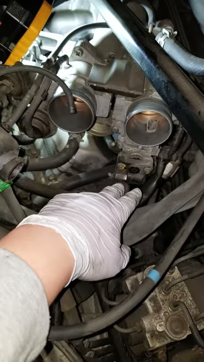 2002 Highlander Idle Air Control (IAC) valve Maintenance Pt.1