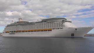 Explorer of the Seas zarpando de Santa Cruz de Tenerife