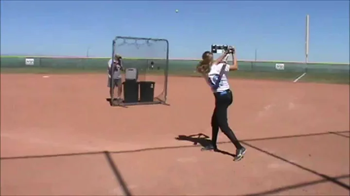 Jenny Richter a 2019 outfielder from Mountain Rang...