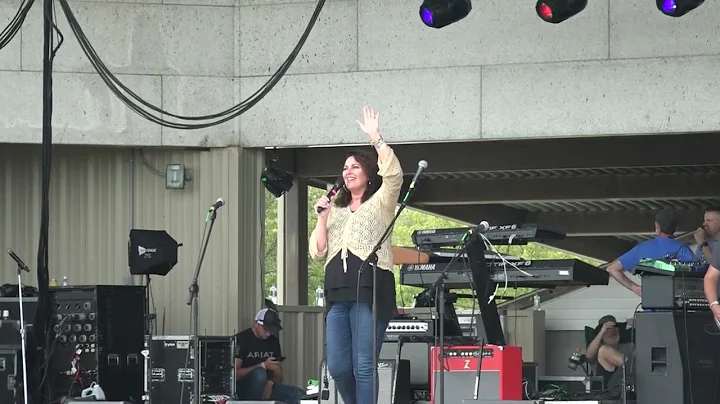 Melissa Evans live at the Ichthus Festival 2022