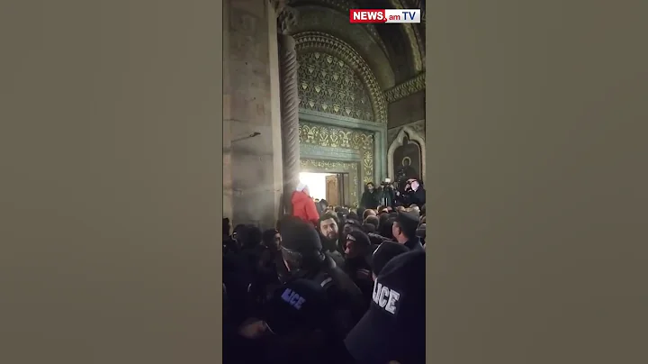 Իրավիճակը Մայր Աթոռում շարունակվում է լարված մնալ