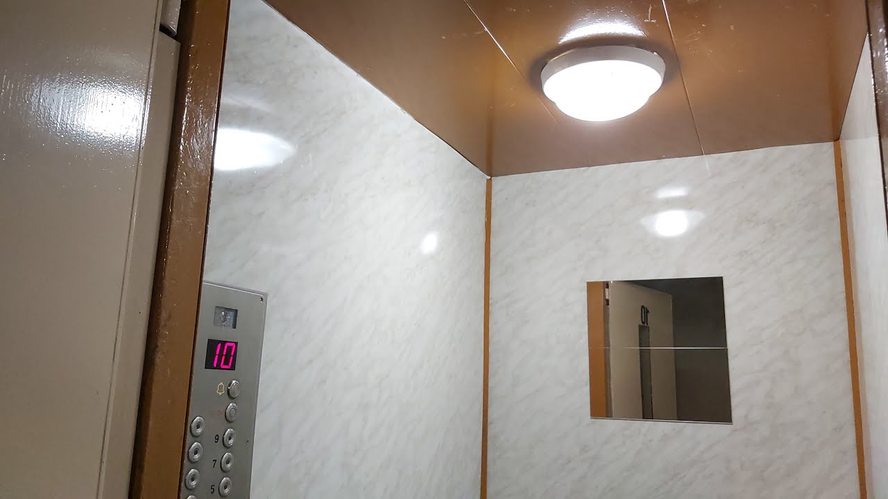 3x LIFTEX 2023 | Wspomnienie po windach ZREMB Osiedlowy [*] Kraków, ul. Dobrego Pasterza 108