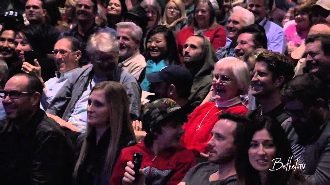 Герои | Дэвид Хоган | Церковь Бетел