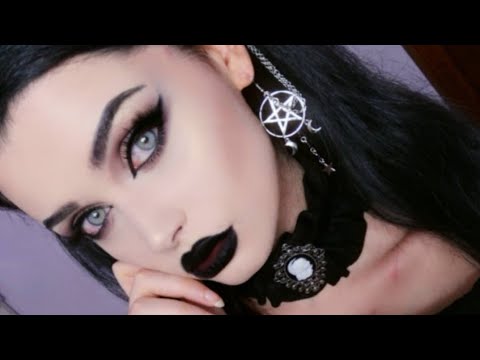 Simple & Striking Goth Makeup Tutorial