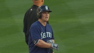 SEA@SD: Seager drives in five runs